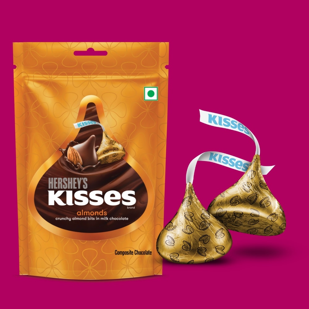 HERSHEY’S KISSES Almonds Chocolate inner packing