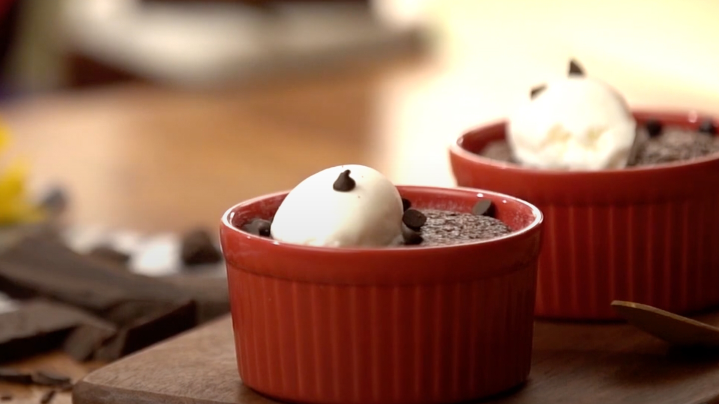 HERSHEY'S Chocolatey Hot Pot Recipe