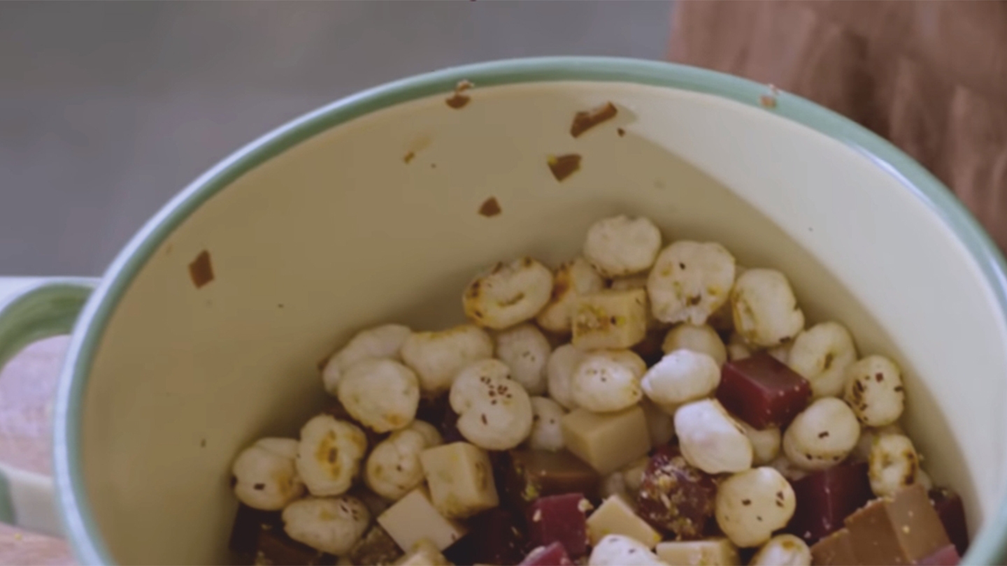 HERSHEY'S Makhana Jelly Bhel Recipe